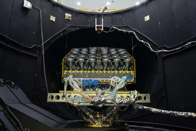Space Indicator Bus Spacecraft Buses — A Revolution in the Space Industry - Technology ...