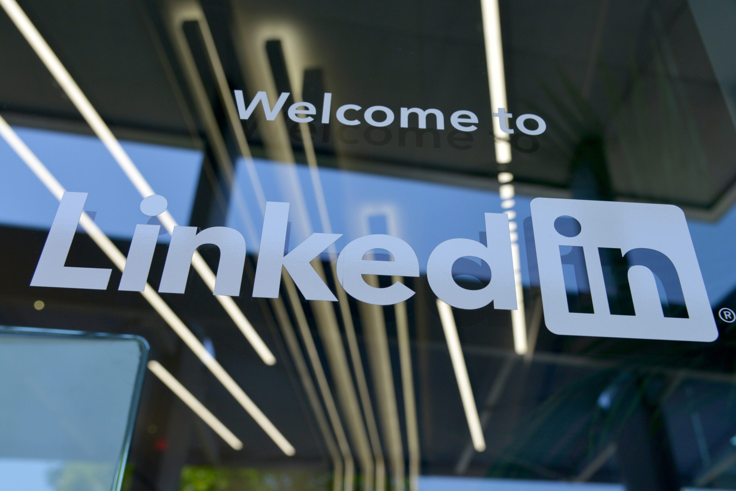 How to Contact a Recruiter on LinkedIn