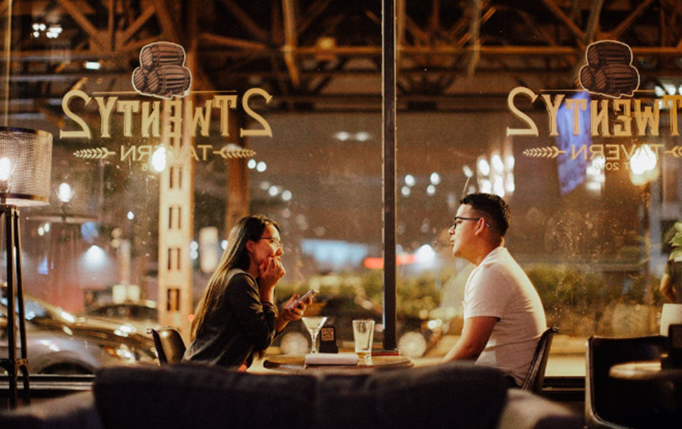 5 Steps to Make Your First Date a Success